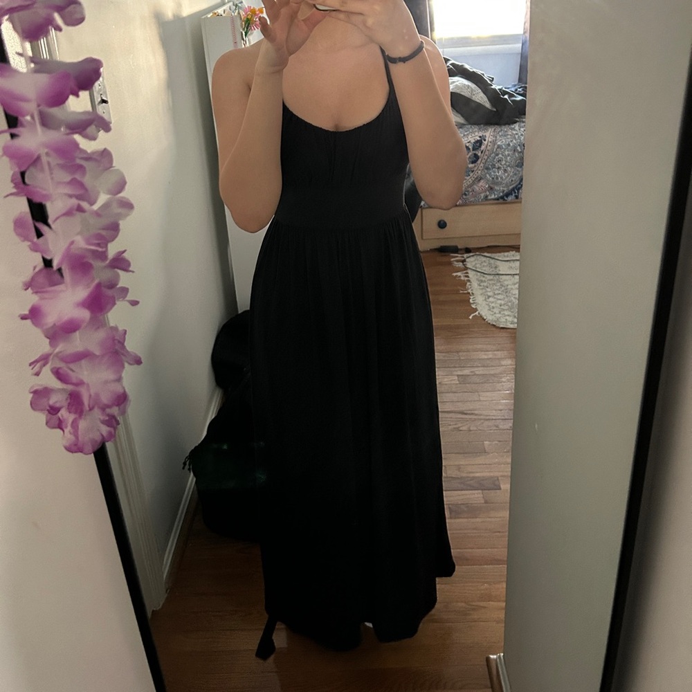 Elegant Black Maxi Dress